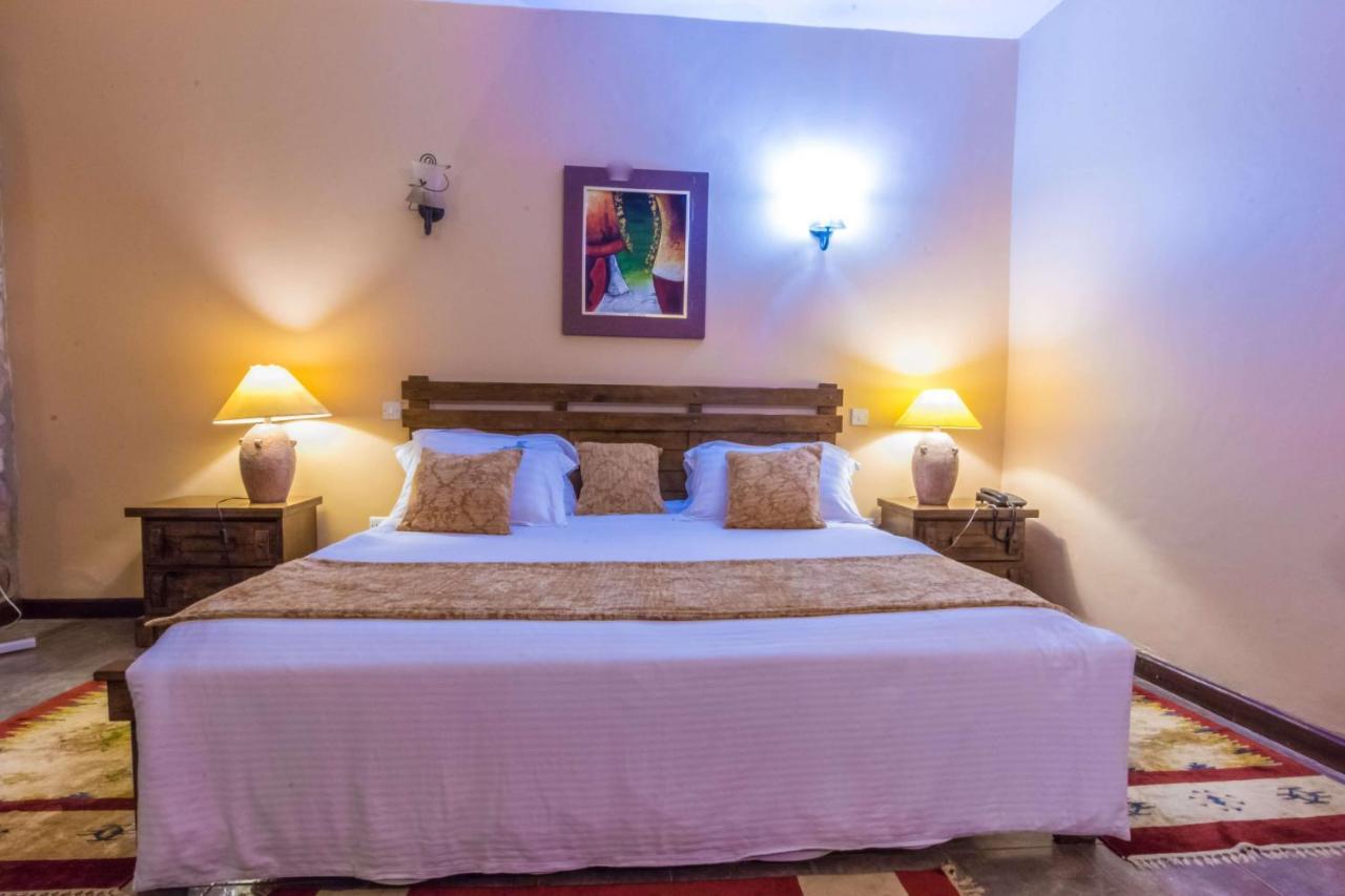 Mountains Of The Moon Hotel Fort Portal Esterno foto